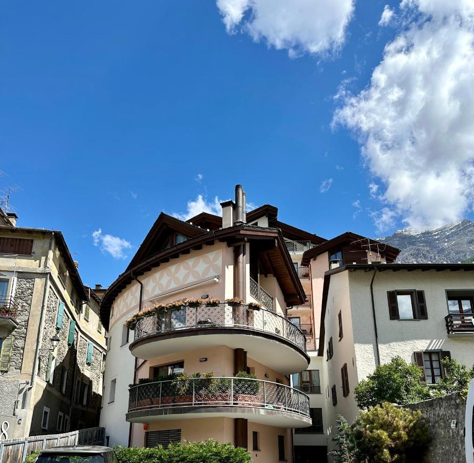 Alpine Escape Apartment Bormio Luaran gambar